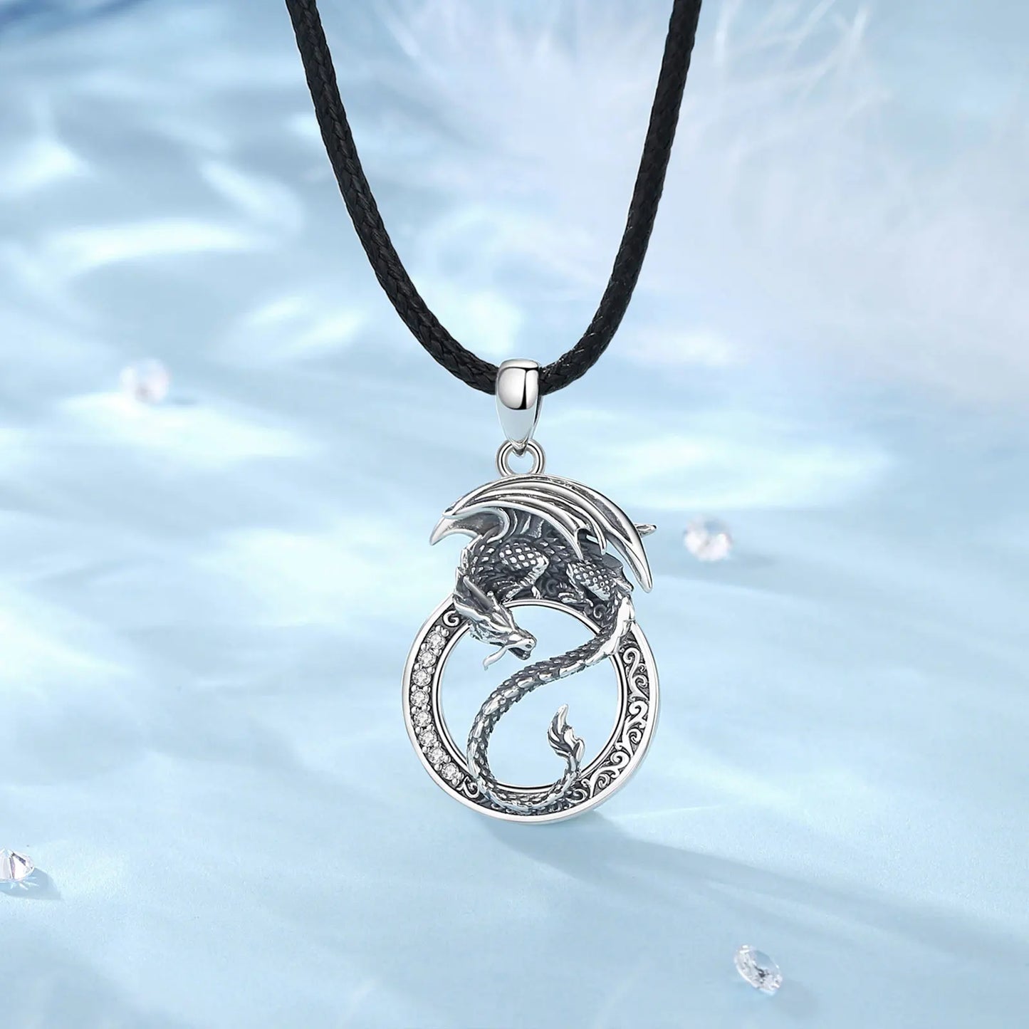 VIdeo - Ezüst medál - Sárkány motívum a Yin-Yang szimbólumon