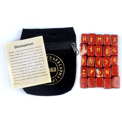 25 db-os Elder Futhark rúnakő készlet